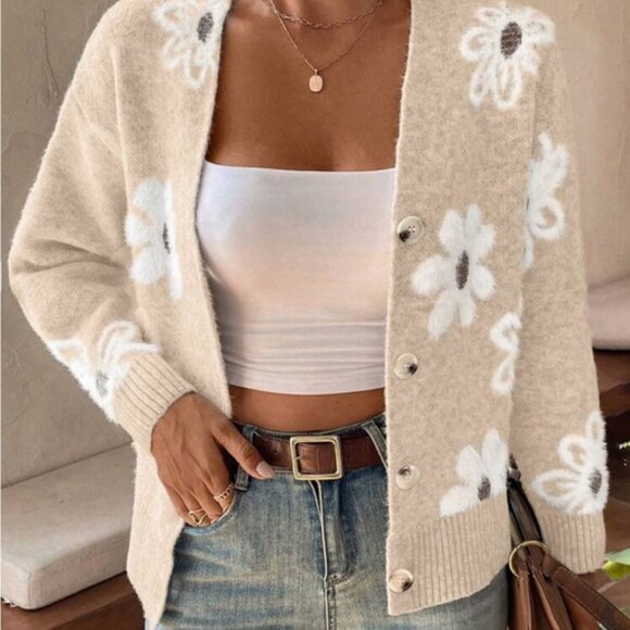 New V neck floral print button down cardigan sweater - Picture 2 of 7